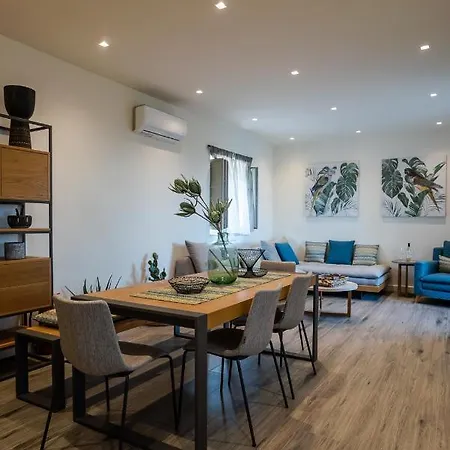 Katergo Luxury Stoúpa