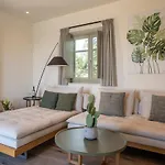 Willa Katergo Luxury *