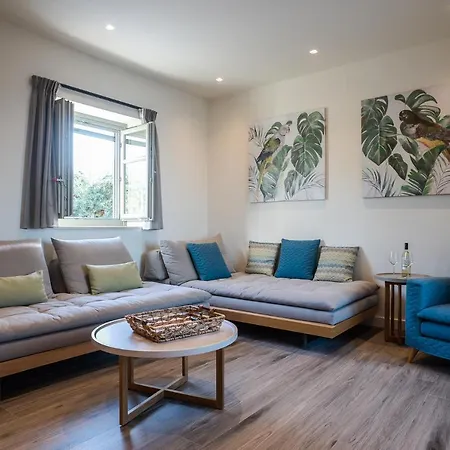 Katergo Luxury וילה Stoúpa