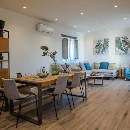 Katergo Luxury Villa