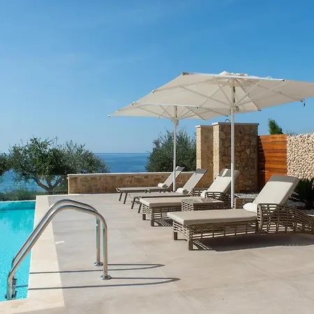 Katergo Luxury * Stoúpa