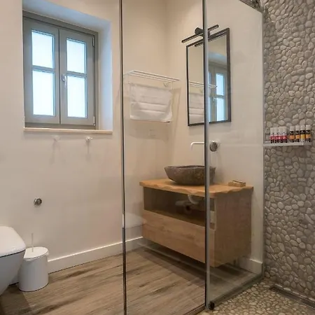 וילה Katergo Luxury Stoúpa