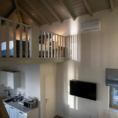 Katergo Luxury Villa Stoúpa