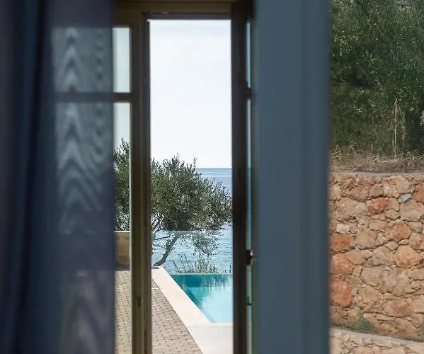 Katergo Luxury Villa