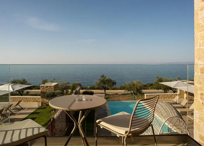 Katergo Luxury Villa Stoúpa